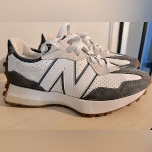 Like new New Balance 327 Castlerock Sea Salt